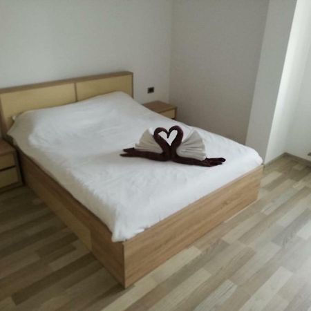 Coresi Isaran 35 Apartment Брашов Екстериор снимка