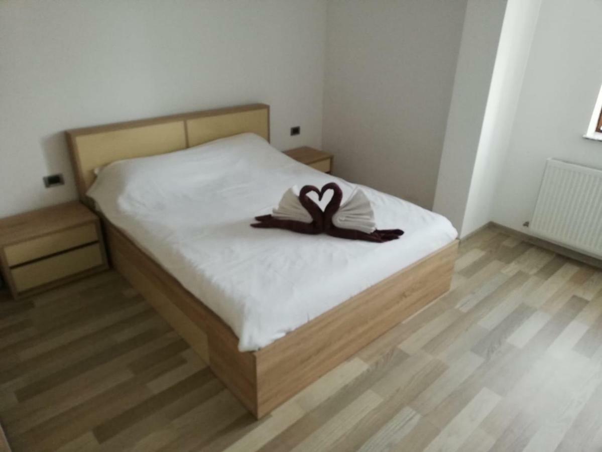 Coresi Isaran 35 Apartment Брашов Екстериор снимка